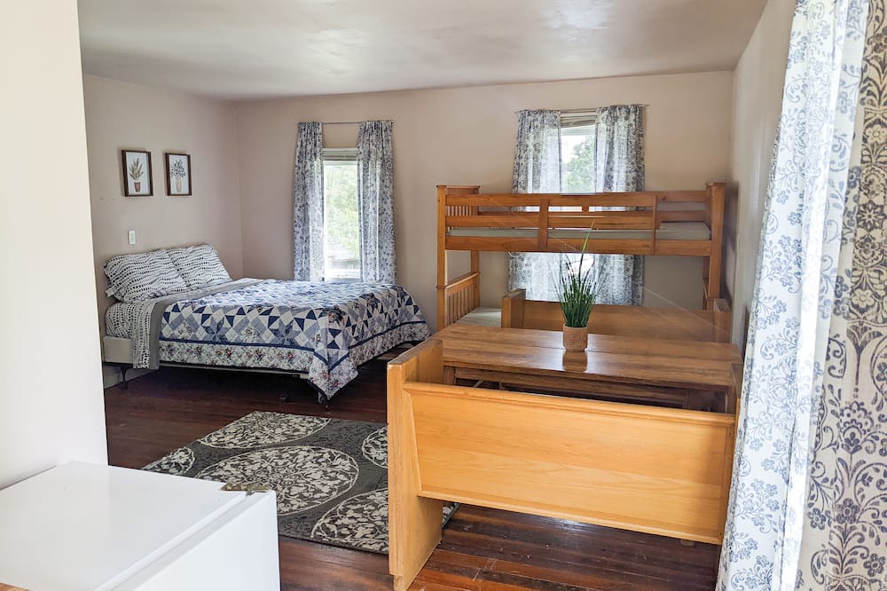 Photo of Bedroom in Buckingham