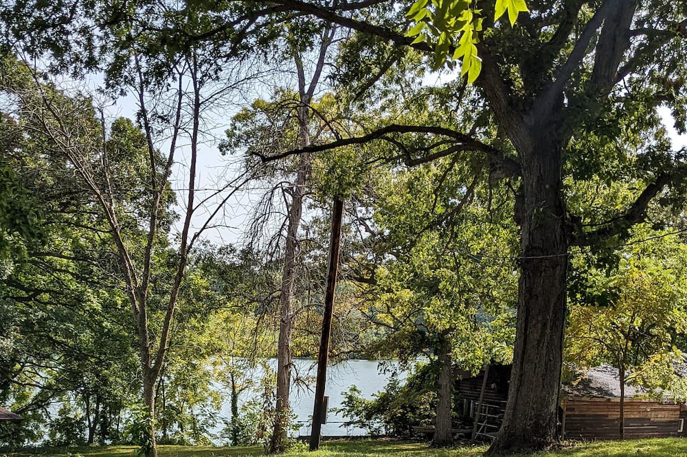 Photo of Others in Buckingham