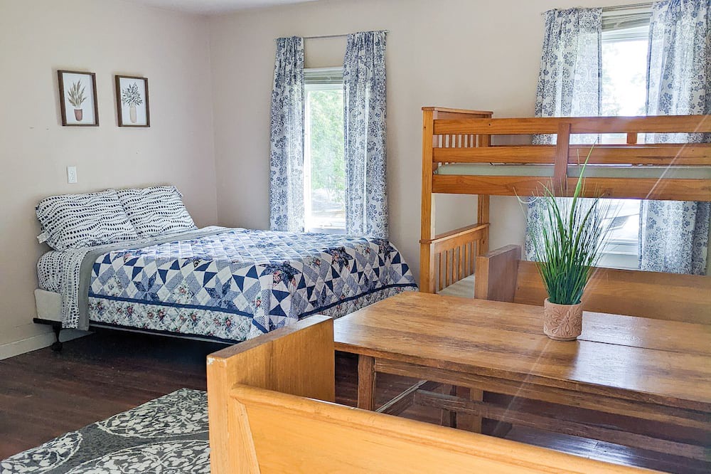 Photo of Bedroom in Buckingham