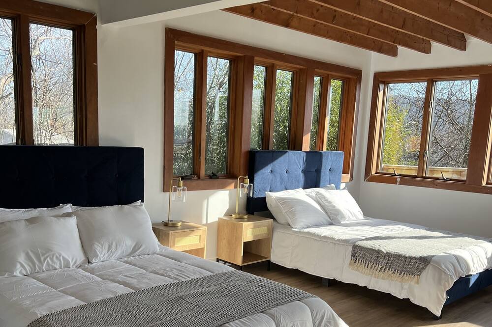 Photo of Bedroom in Greenwood Lake