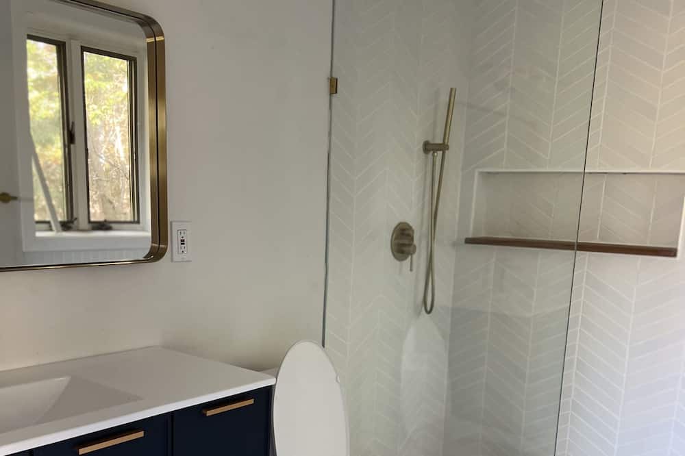 Photo of Bathroom in Greenwood Lake