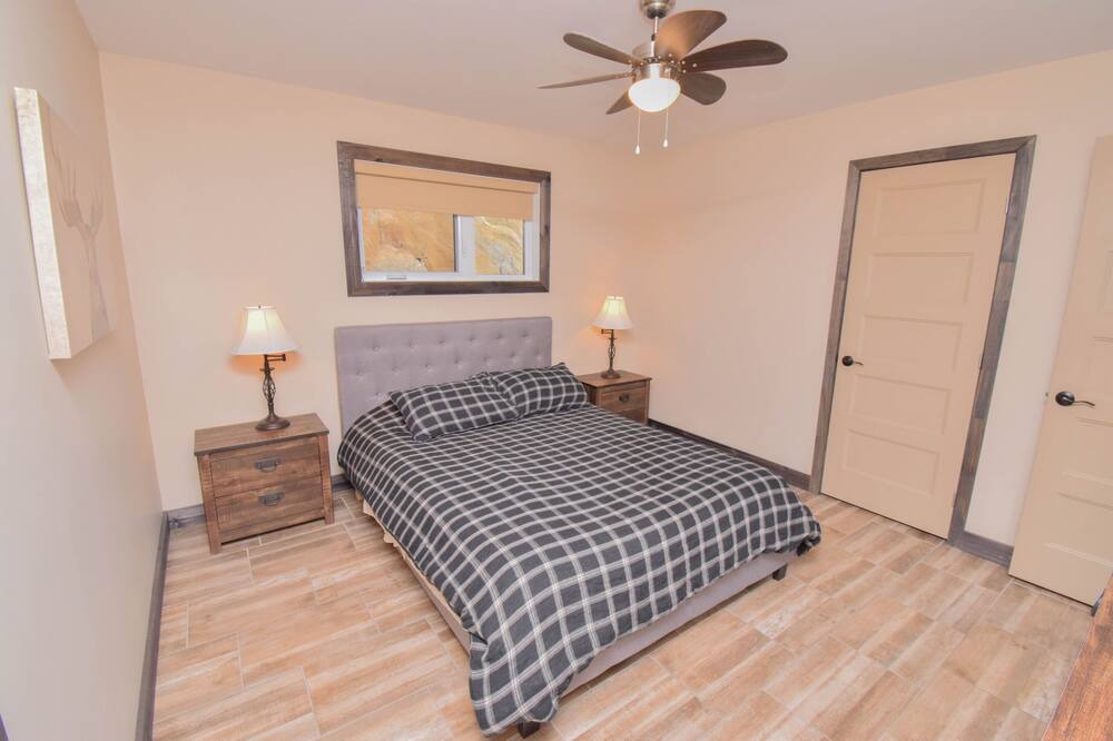 Photo of Bedroom in Cheneville