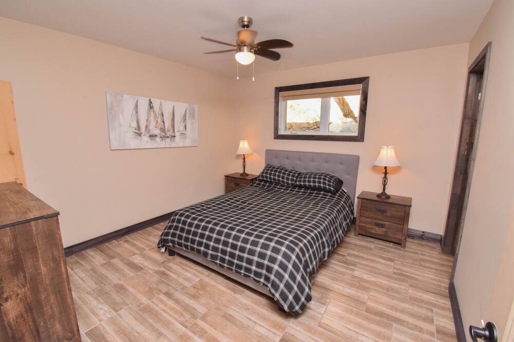 Photo of Bedroom in Cheneville