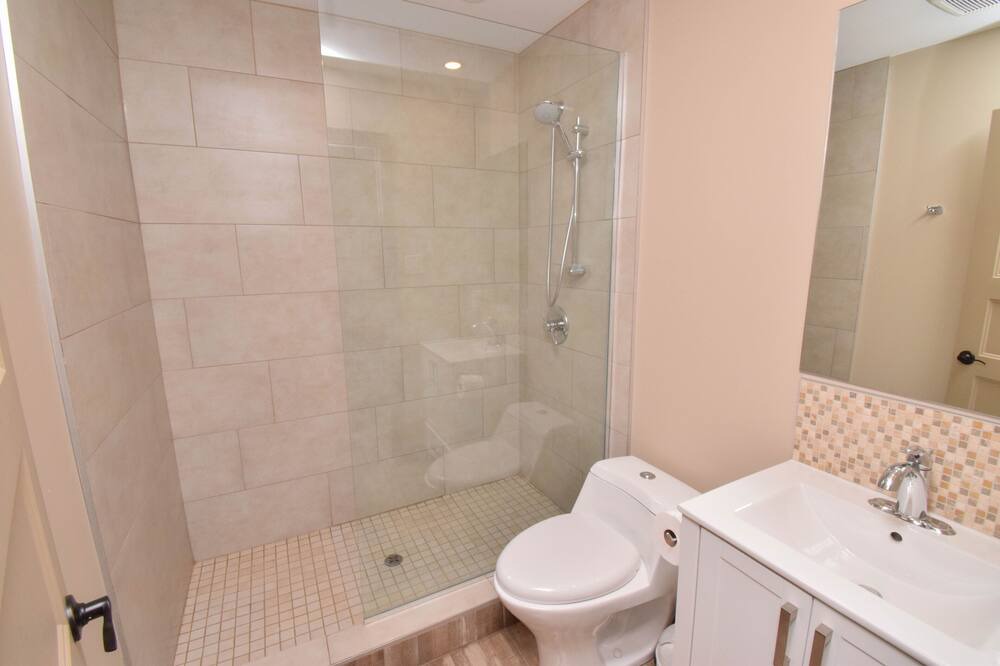 Photo of Bathroom in Cheneville