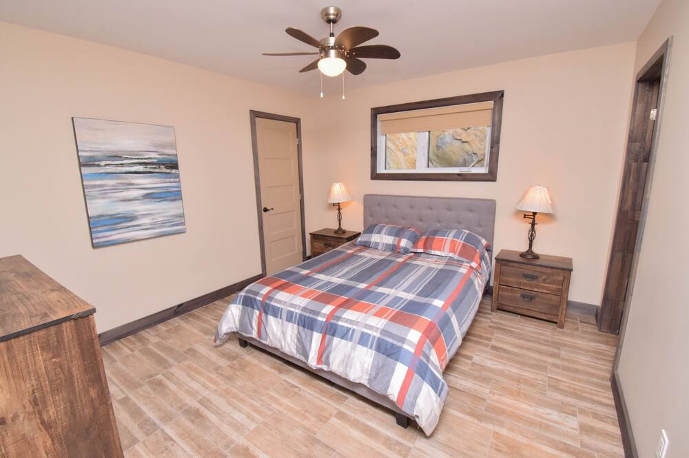 Photo of Bedroom in Cheneville