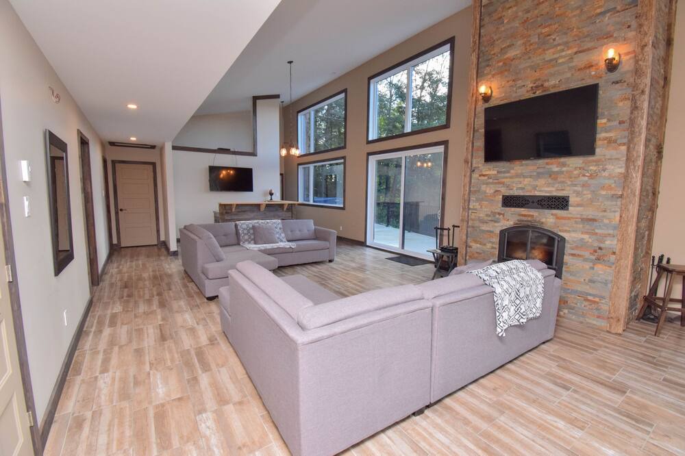 Photo of Livingroom in Cheneville