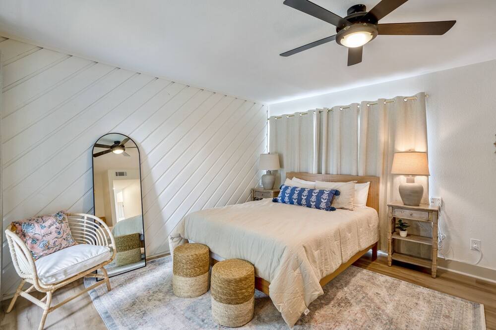 Photo of Bedroom in Seven Coves