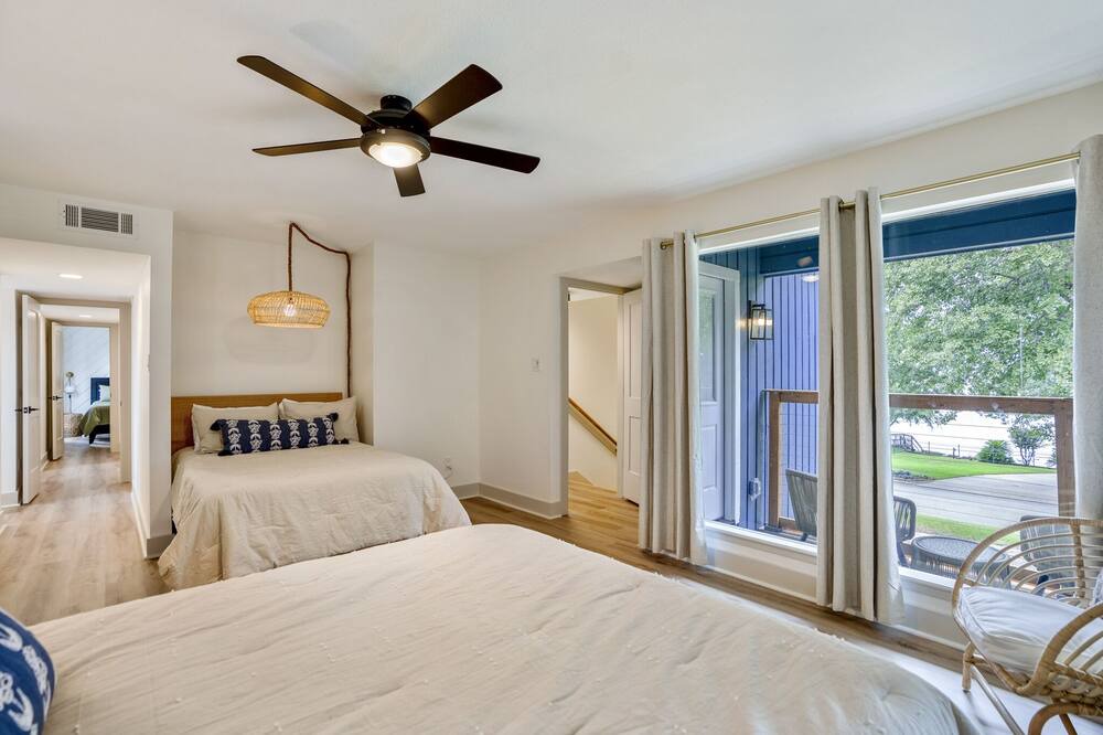 Photo of Bedroom in Seven Coves