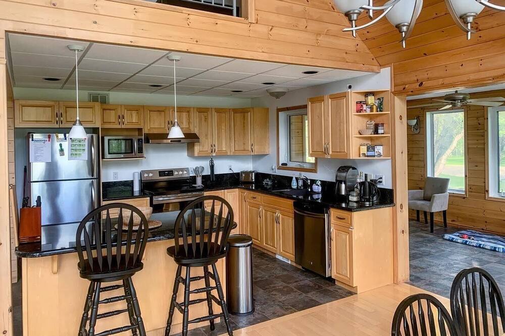 Photo of Kitchen in Lac du Bonnet
