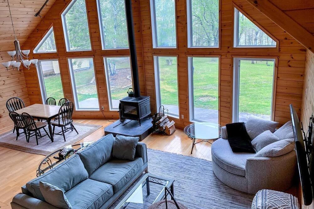 Photo of Livingroom in Lac du Bonnet