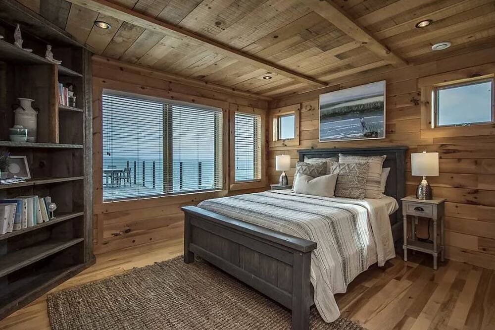 Photo of Bedroom in Cows Bay