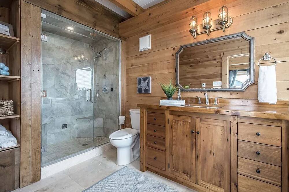 Photo of Bathroom in Cows Bay