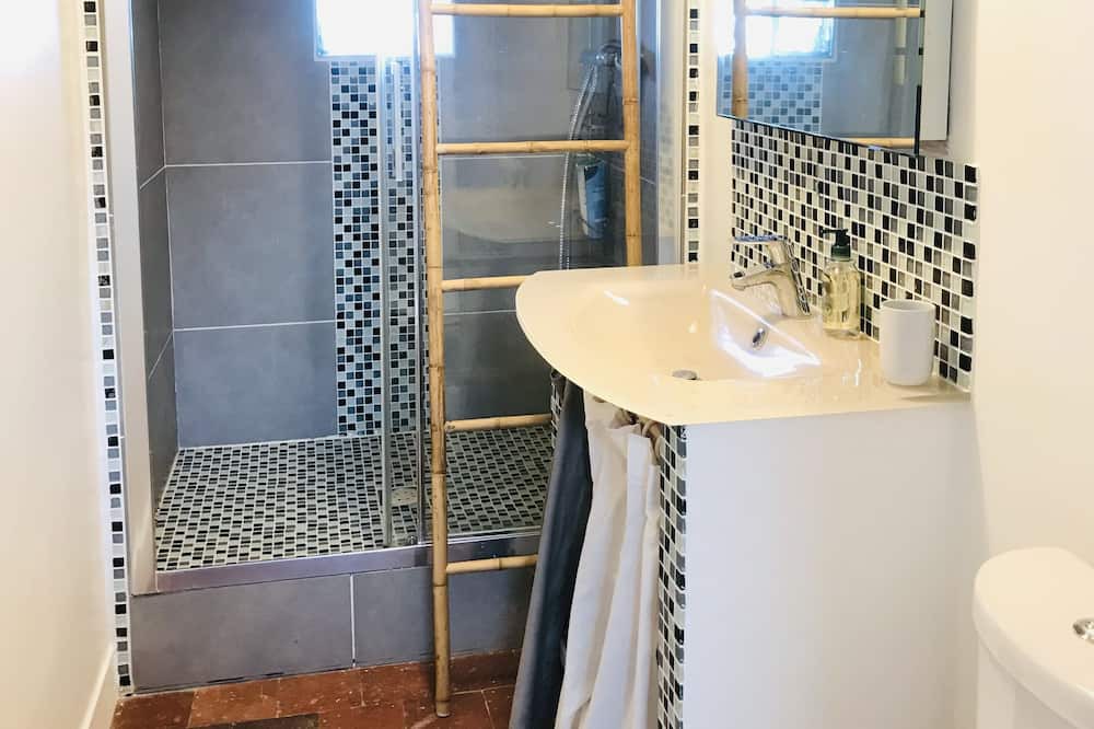 Photo of Bathroom in Thimert-Gatelles