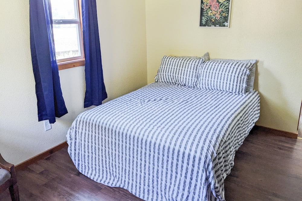 Photo of Bedroom in Buckingham