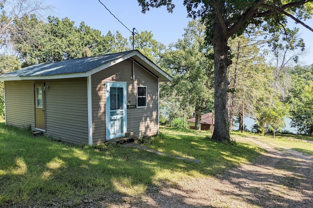 Photo of Others in Buckingham