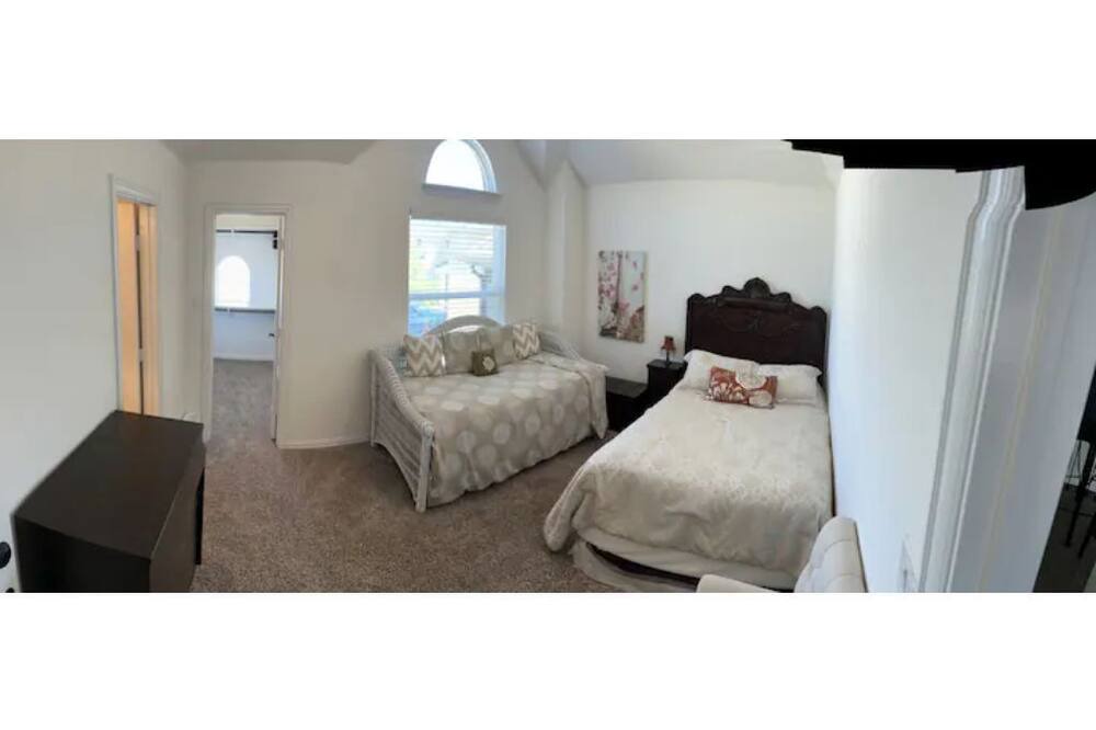 Photo of Bedroom in Fort Worth