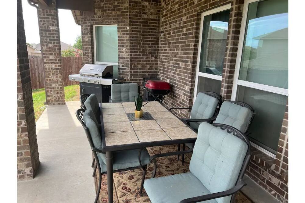 Photo of Patio Balcony in Fort Worth