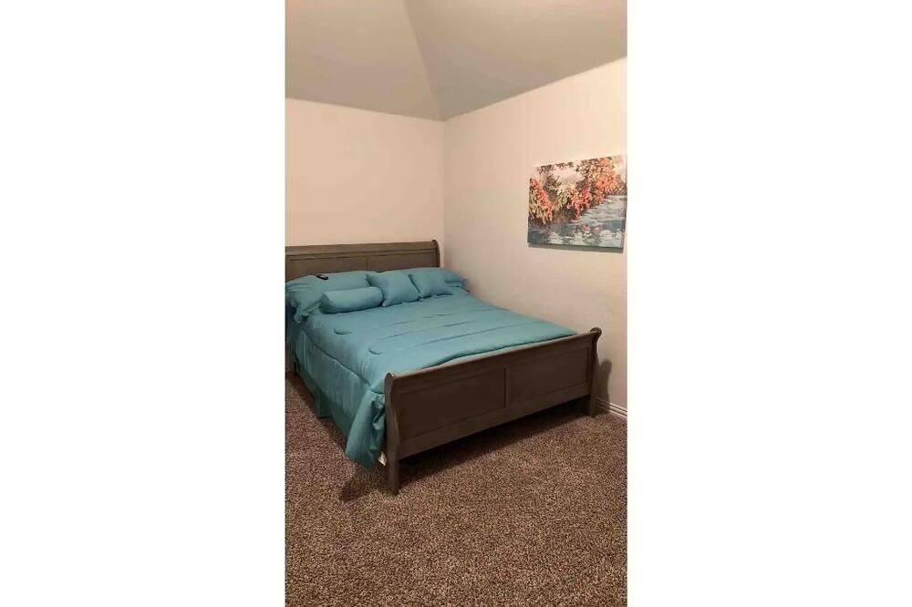 Photo of Bedroom in Fort Worth