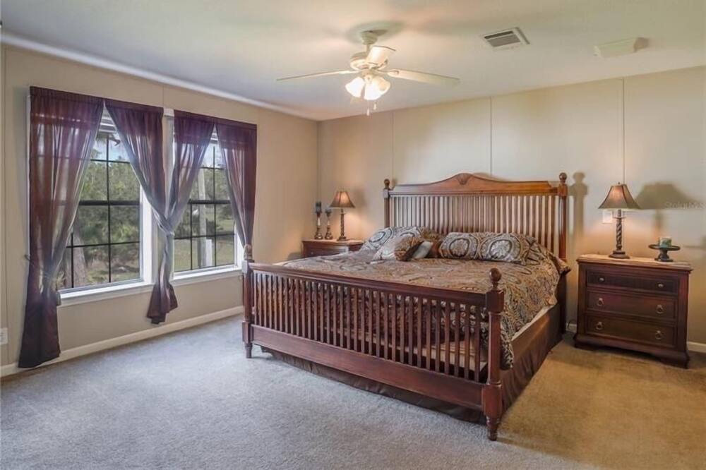 Photo of Bedroom in River Ranch