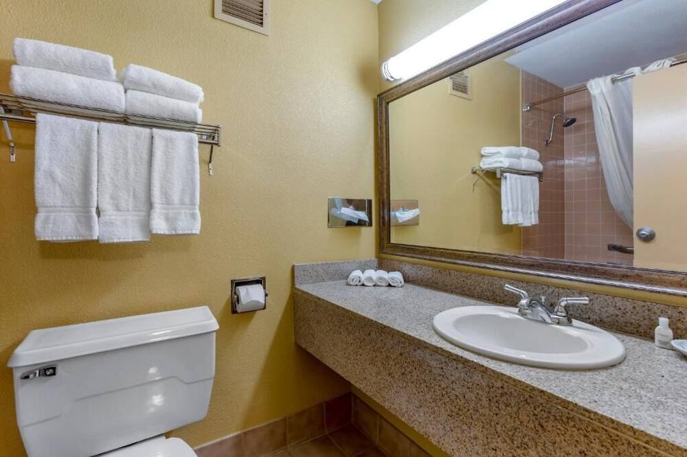 Photo of Bathroom in Roswell
