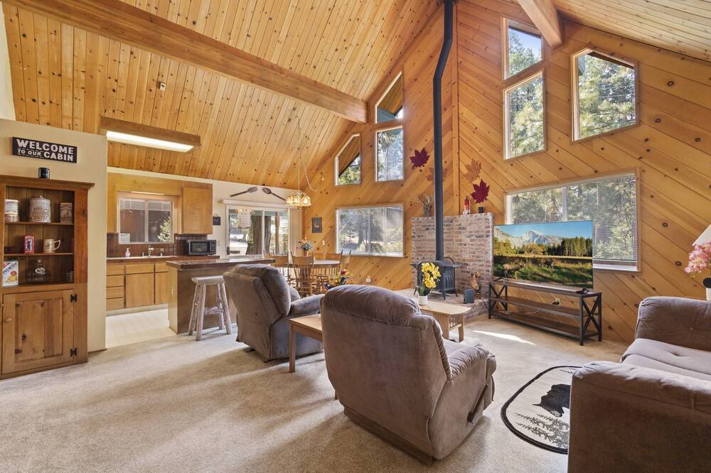 Photo of Livingroom in Arnold