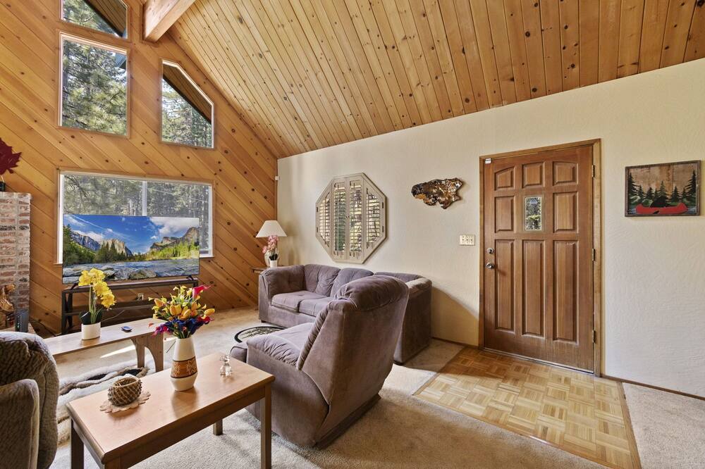Photo of Livingroom in Arnold