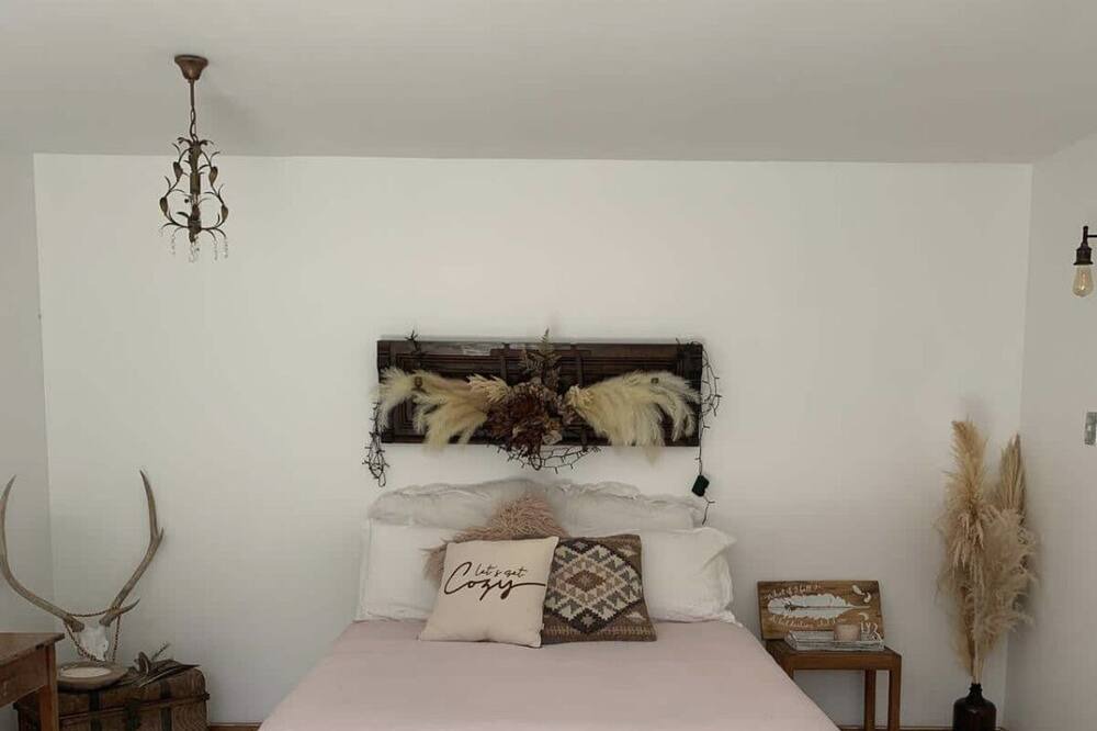 Photo of Bedroom in Onaero