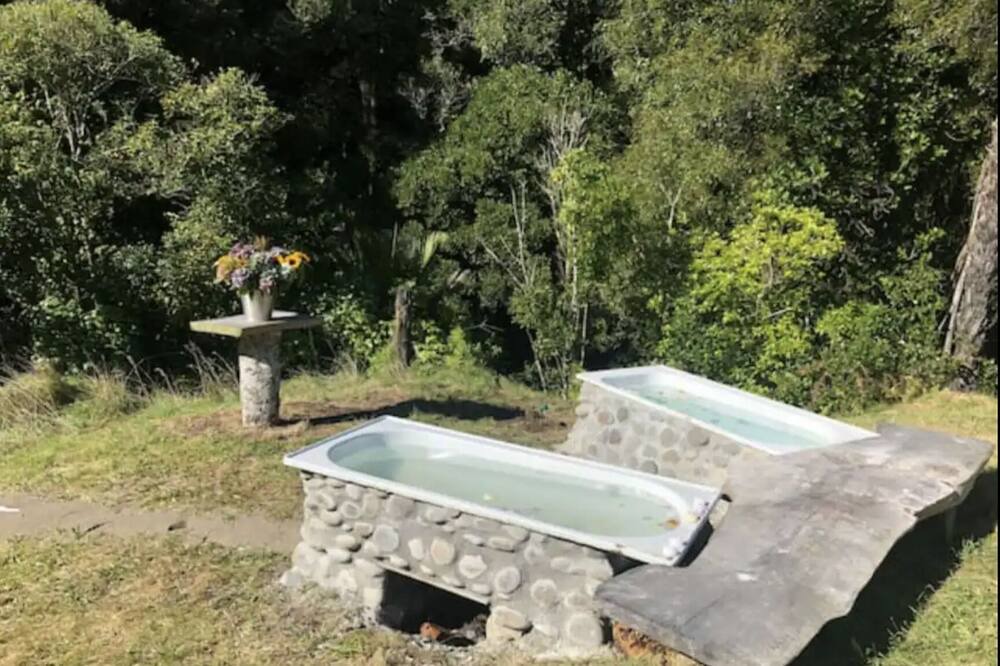 Photo of Others in Onaero