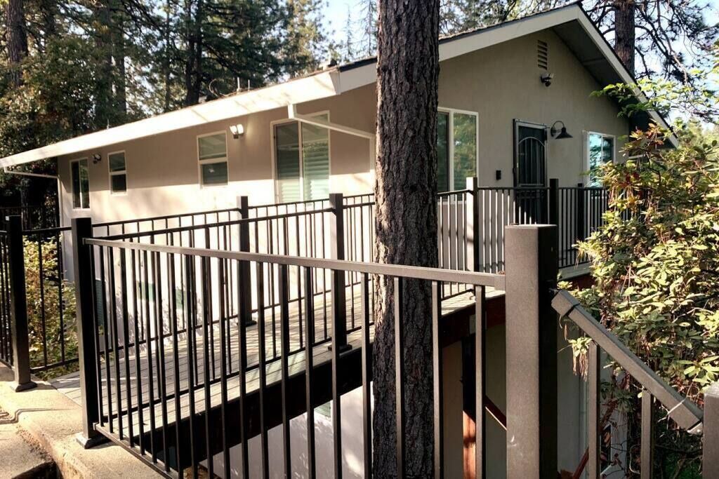 Photo of Outdoor in Apple Hill