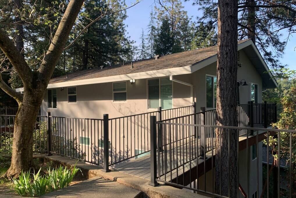 Photo of Outdoor in Apple Hill
