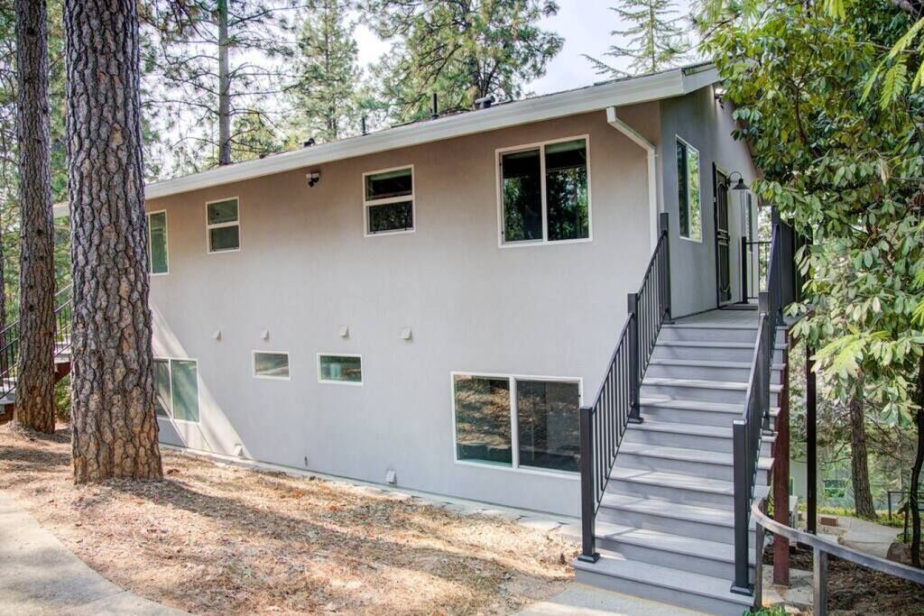 Photo of Outdoor in Apple Hill