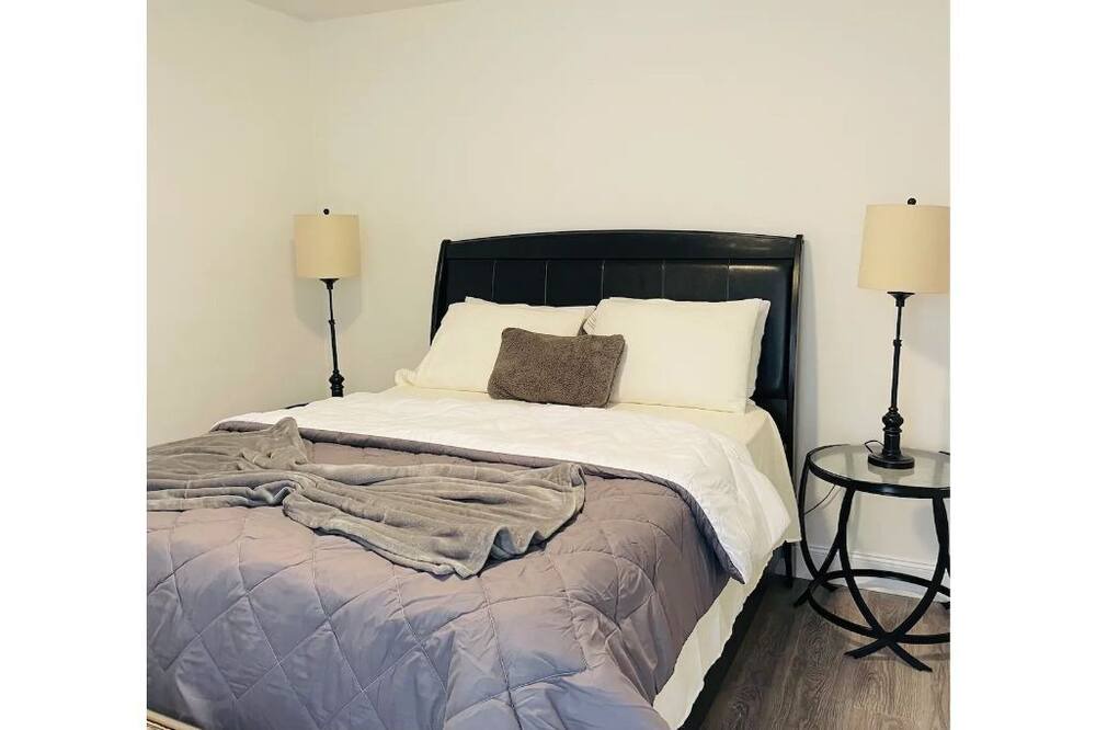 Photo of Bedroom in Ballast Point
