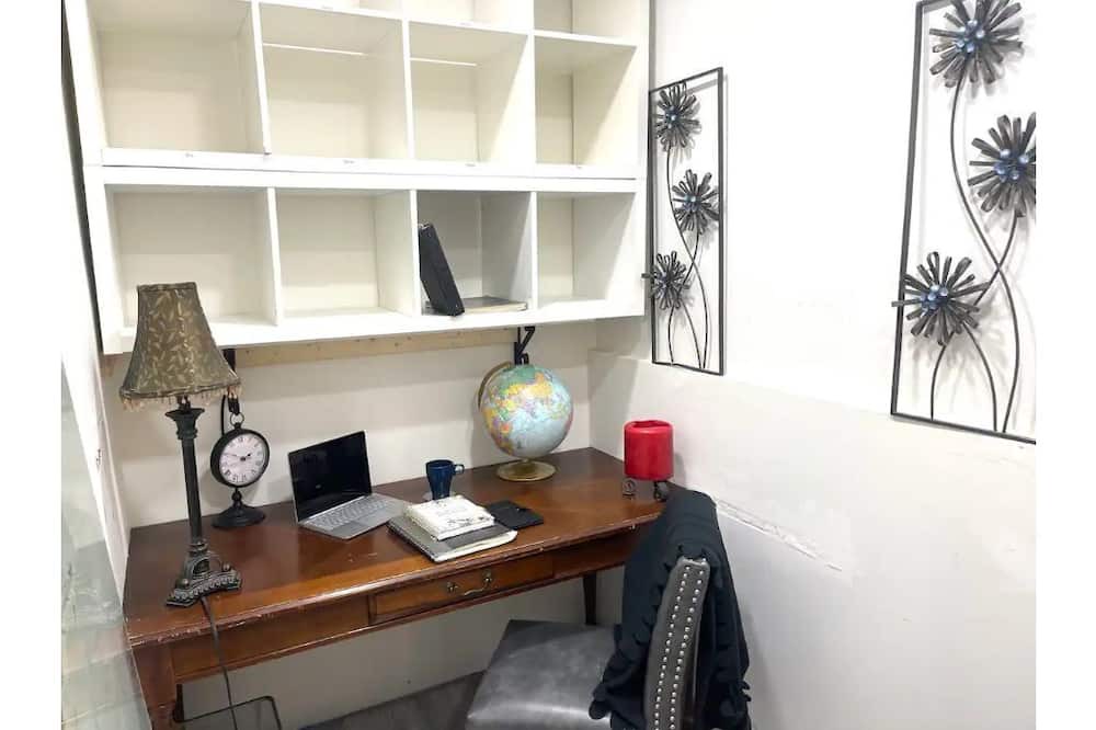 Photo of Bedroom in Ballast Point