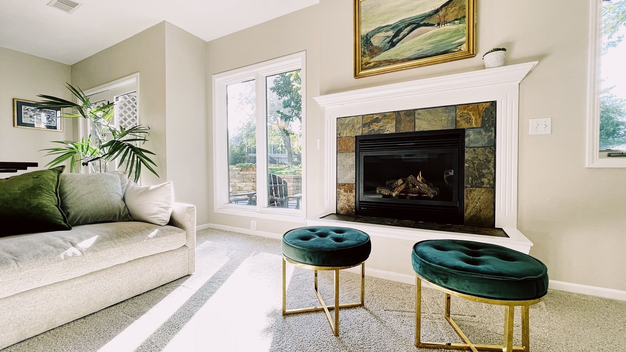 Photo of Livingroom in Overland Park