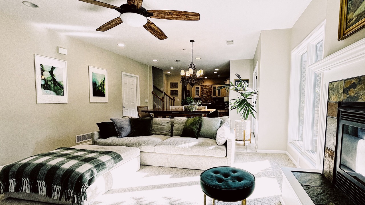 Photo of Livingroom in Overland Park