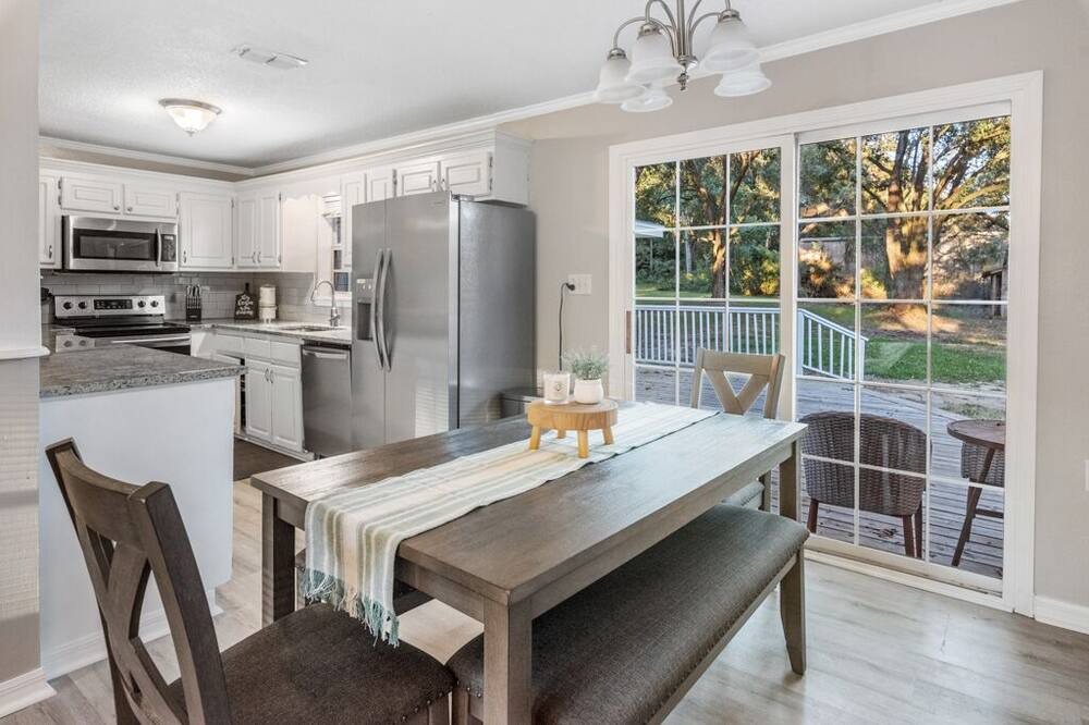 Photo of Kitchen in Saint Elmo