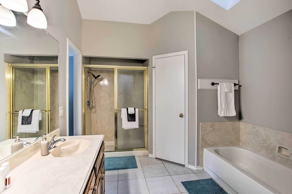 Photo of Bathroom in Cowley