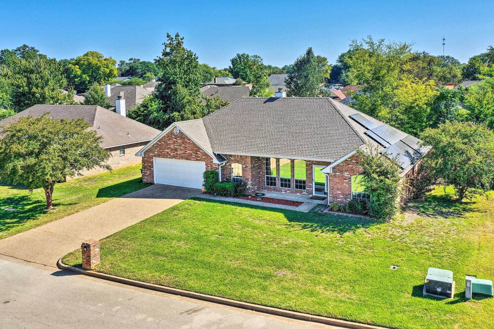 Photo of Outdoor in Whitehouse