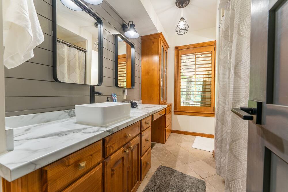 Photo of Bathroom in Turners