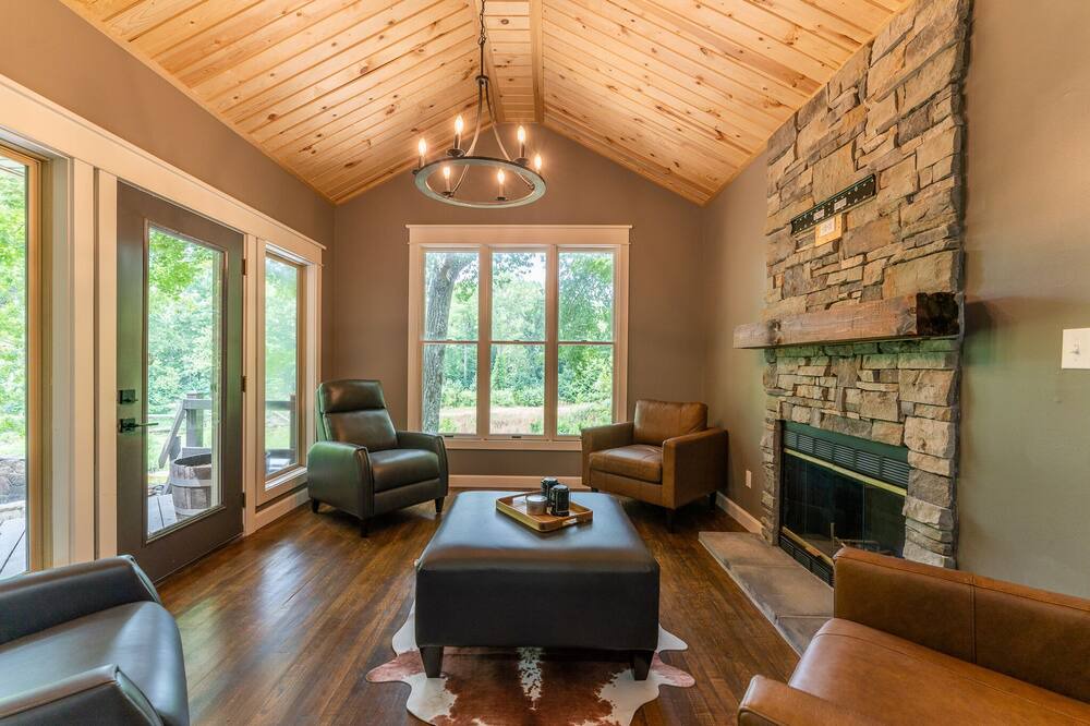 Photo of Livingroom in Turners