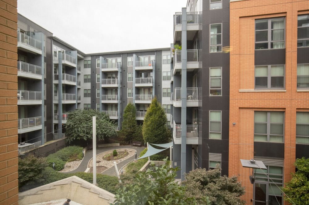 Photo of Outdoor in Jefferson Manor