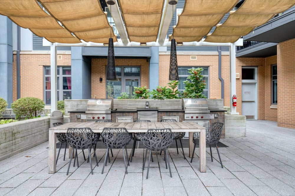 Photo of Patio Balcony in Jefferson Manor
