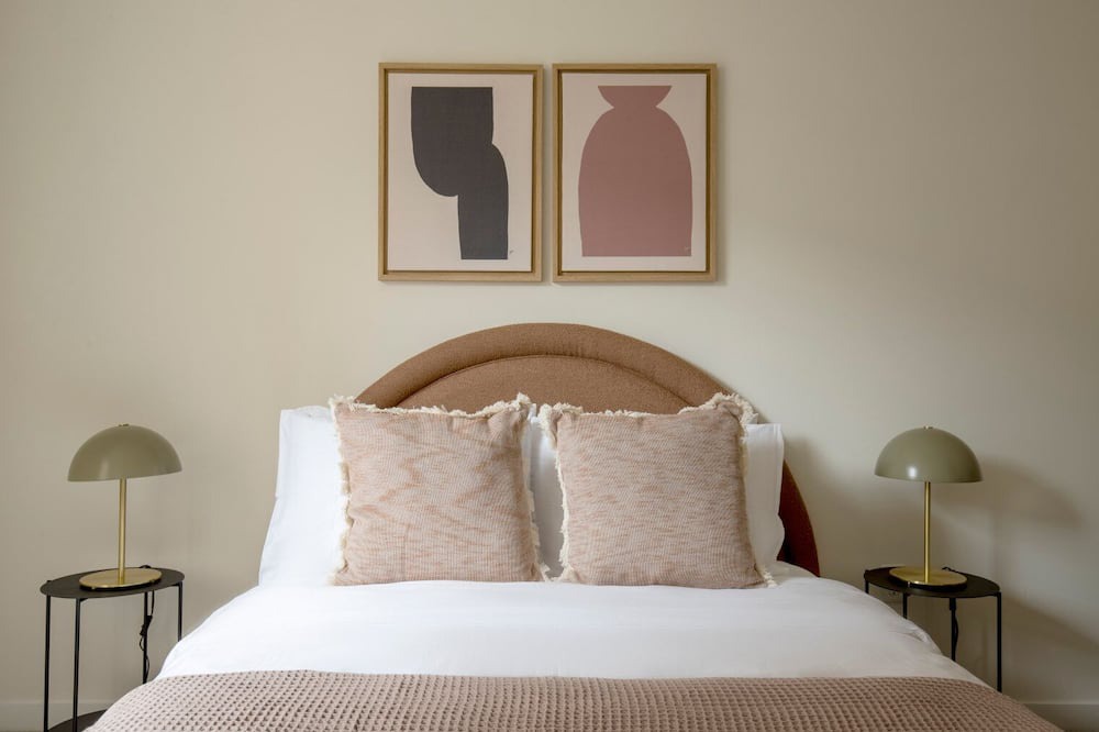 Photo of Bedroom in Jefferson Manor