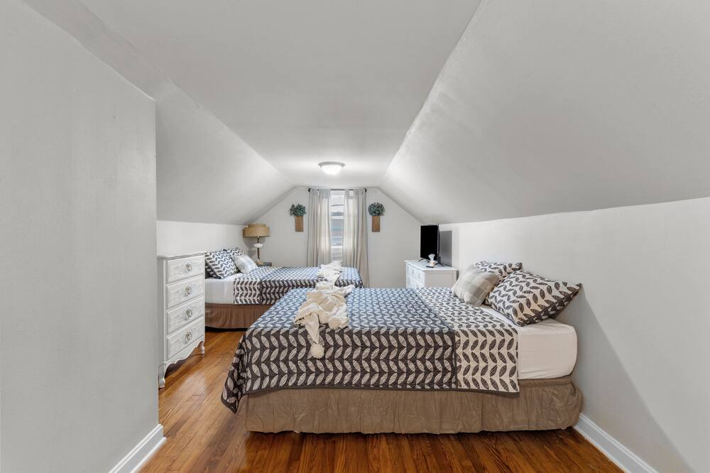 Photo of Bedroom in St. Charles Historic District