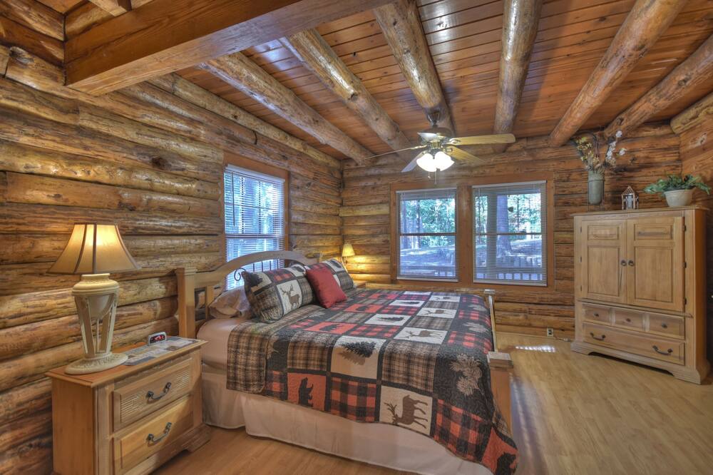 Photo of Bedroom in Eagle Mountain