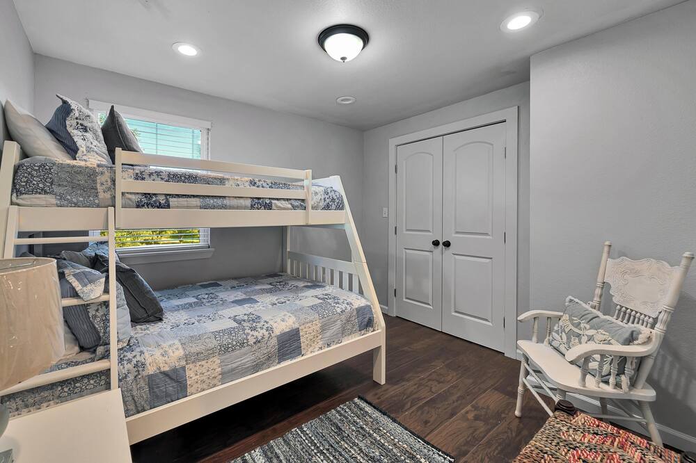 Photo of Bedroom in Waco