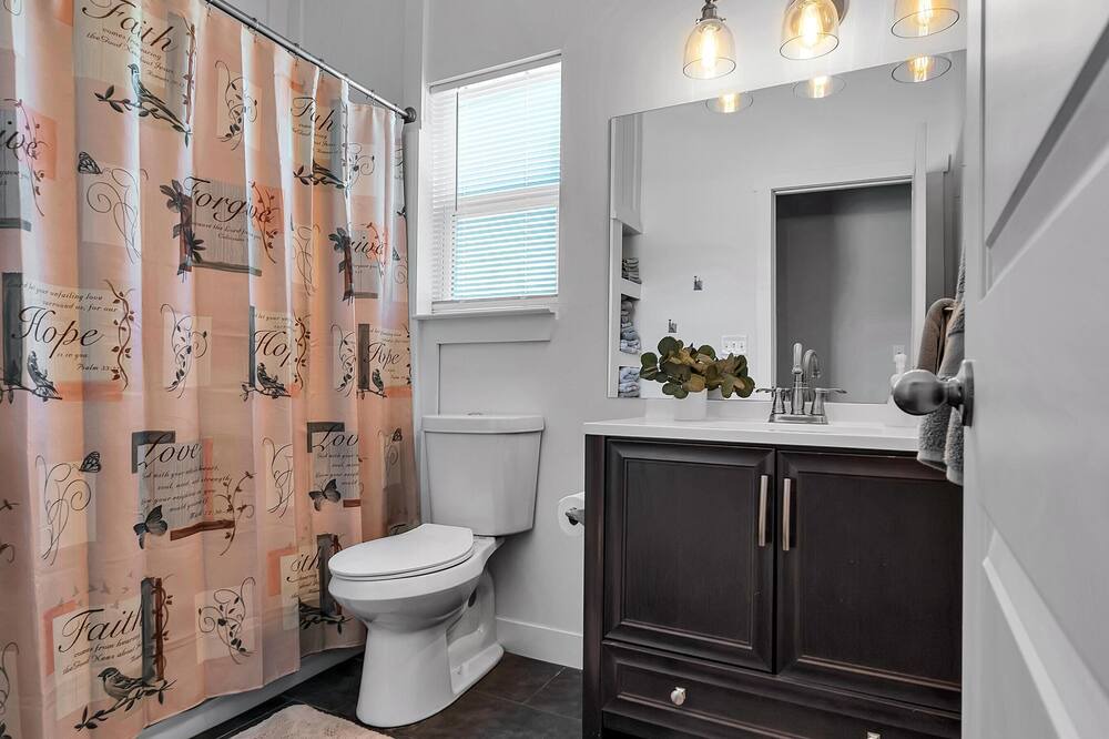 Photo of Bathroom in Waco