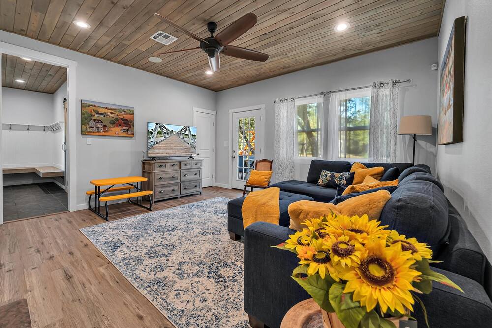 Photo of Livingroom in Waco