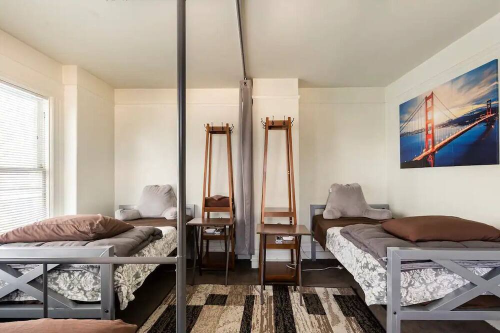 Photo of Others in Inner Sunset