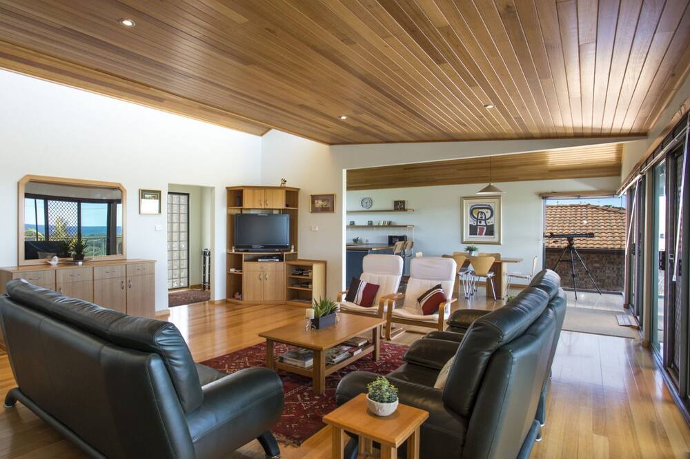 Photo of Livingroom in Burrill Lake
